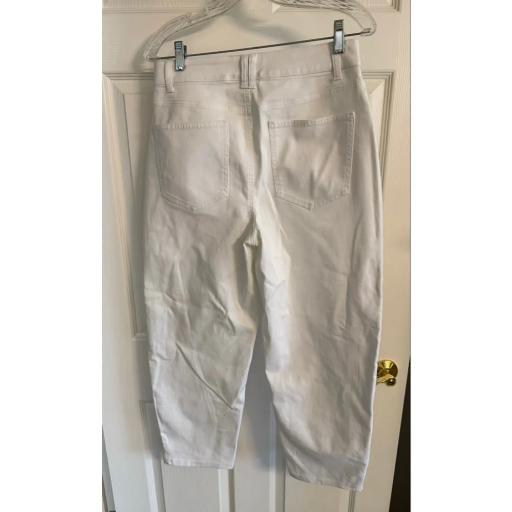 Talbots Relaxed Barrel Jean size 6 white - Picture 2 of 7